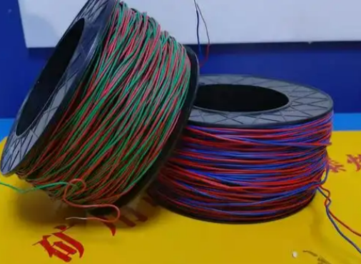 韶关放炮线的主要材质有哪些？不同材质的适用场景有何区别？