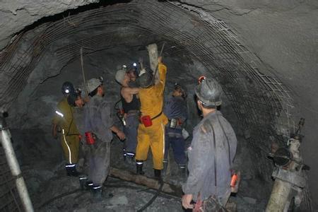 韶关工程爆破中的危险因素分析以及应对工程爆破危险的措施